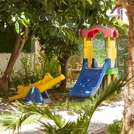 מלון Galaxy Alanya 4*